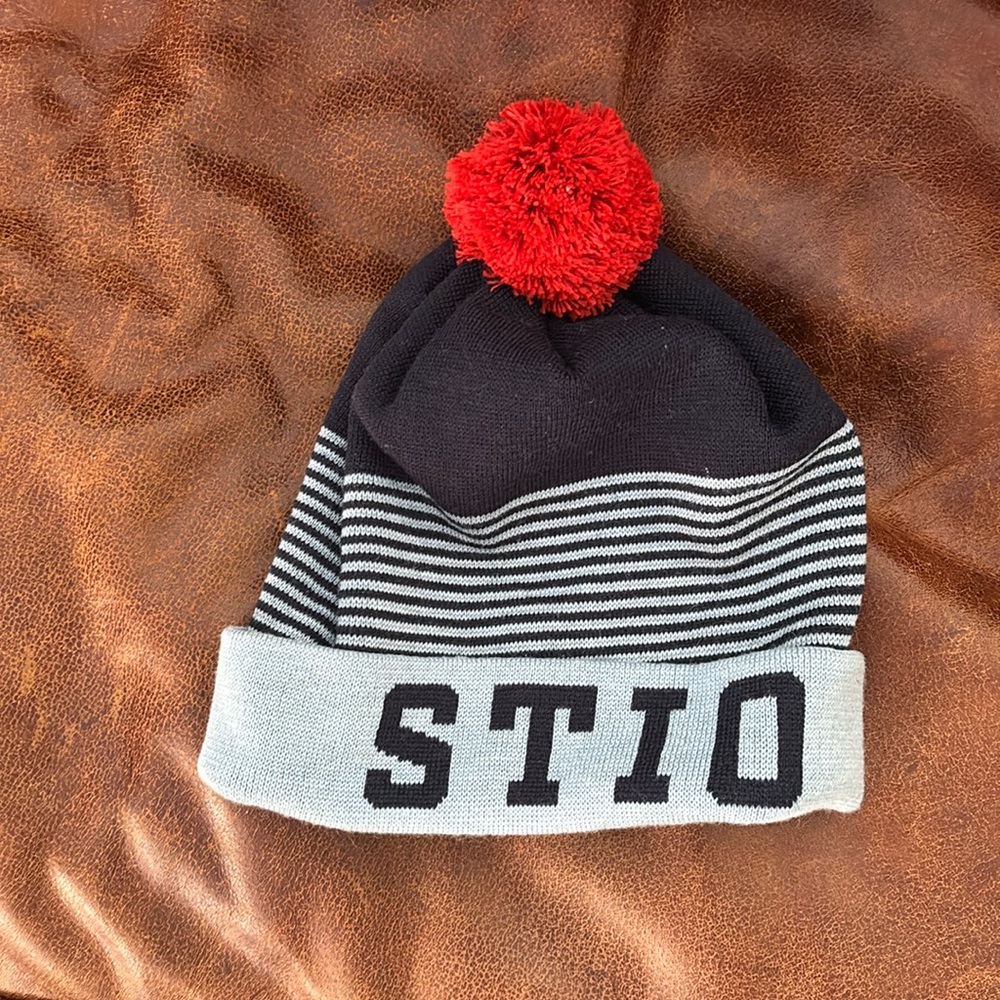 STIO beanie